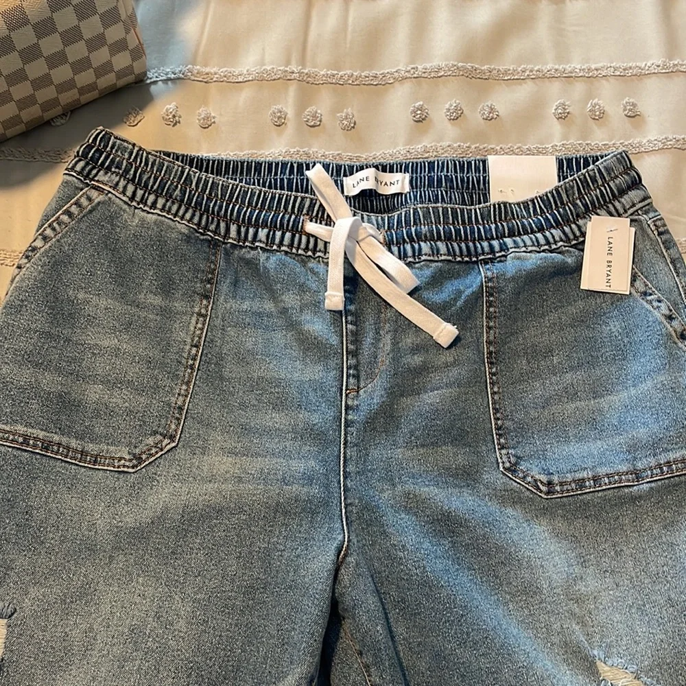 NWT Mid-Rise Boyfriend Jeans- 14 - Picture 3 of 6